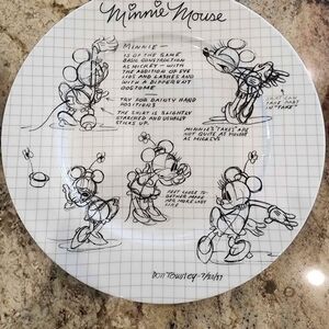 4 Disney Minnie Mouse Sketch Dinner Plates - Black and White